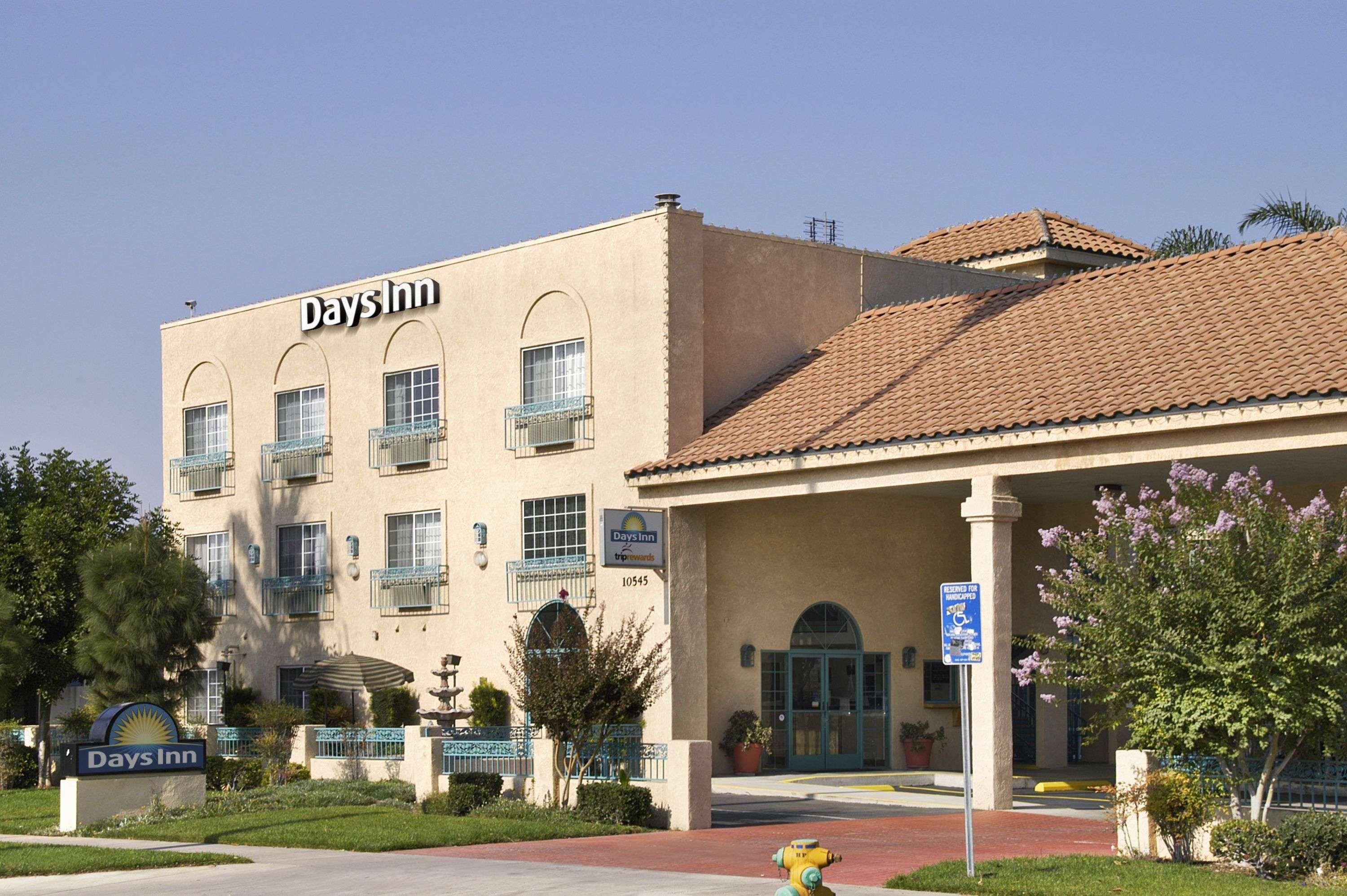 Days Inn By Wyndham Riverside Tyler Mall Bagian luar foto